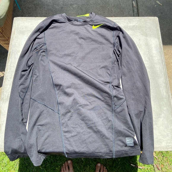 Nike Pro Long Sleeve Dri-Fit - Black striped - Picture 3 of 3